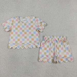 Conjunto de 2 piezas floral para niñas, top de manga corta, pantalones cortos con dobladillo festoneado, conjunto de verano, ropa informal cómoda - Product Image 4