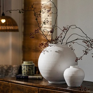 Décoration intérieure Artisanat Maison Décoration de table Vase en céramique Terre cuite Nordic White Flower Vaes for Decor - Product Image 2