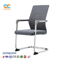 Chaise de bureau experte en maille grise, dossier haut, support lombaire, cadre chromé, siège en tissu rembourré, chaise visiteur/hôtesse