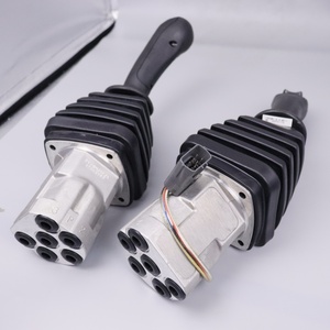 Controller Joystick per Escavatore Kubota, Valvola di Comando, Asta Operativa, Ricambi di Alta Qualità per Escavatori - Product Image 1