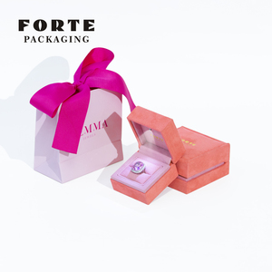 FORTE Luxury <b>LED</b> Jewelry Packaging Handmade Velvet Pendant <b>Box</b> <b>Light</b> Diamond Ring <b>Box</b> Jewelry <b>Box</b> - Product Image 3