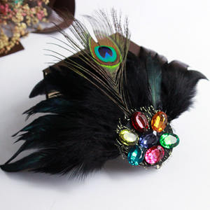 Accessoire de mode élégant de broche de <span class=keywords><strong>plume</strong></span> et de strass de concepteur pour des cadeaux d'équipe - Product Image 6