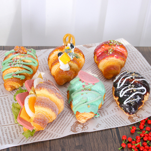 Bánh sừng bò nhân tạo thực đơn nhà hàng phương Tây khuôn thực tế với kem sô cô la tráng miệng mô hình thực phẩm kem trái cây - Product Image 3