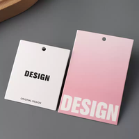 Étiquette suspendue en carton d'art épais avec pelliculage satiné, impression offset quadricolore, design personnalisable - Étiquette de vêtement écologique