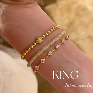 สร้อยข้อมือคริสตัลประดับเพชรเทียม King Silver Jewelry สำหรับผู้หญิง สวมใส่ได้ทุกวัน - Product Image 3