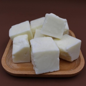 Matériau <span class=keywords><strong>de</strong></span> bougie <span class=keywords><strong>de</strong></span> bloc <span class=keywords><strong>de</strong></span> <span class=keywords><strong>cire</strong></span> <span class=keywords><strong>de</strong></span> soja <span class=keywords><strong>naturelle</strong></span> à bas point <span class=keywords><strong>de</strong></span> fusion <span class=keywords><strong>Cire</strong></span> <span class=keywords><strong>de</strong></span> soja pour la fabrication <span class=keywords><strong>de</strong></span> bougies - Product Image 3