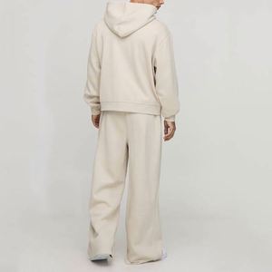 Ensemble de survêtement deux pièces pour homme, blanc cassé, délavé, minimaliste, personnalisé, comprenant un sweat à capuche zippé intégral et un pantalon de survêtement large longueur ras du sol - Product Image 2