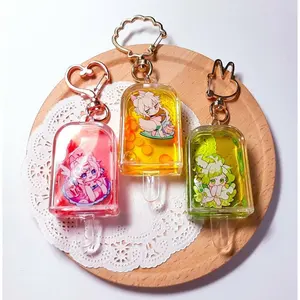 Großhandel umwelt freundliche Acryl Charm Anime Kunststoff Schlüssel bund benutzer definierte Acryl Flüssigkeit Key Chain