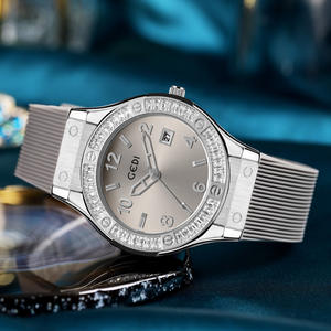 Reloj de Cuarzo para Mujer con Esfera de Diamantes de Lujo, Correa de Silicona, Visualización de Calendario, Fabricación Personalizada de Fábrica - Product Image 6