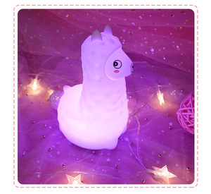 Linda Lámpara Nocturna Portátil con Forma de Llama, LED Recargable, Cambia de Color al Tacto, No Tóxica, Segura para Bebés, Perfecta para Viajes - Product Image 1