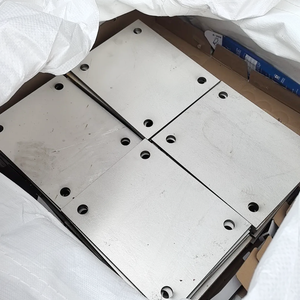 Piezas de Chapa de Acero Inoxidable 304 Cortadas con Láser CNC, Formas Perforadas de 1-2 mm para Discos de Filtro y Placas de Tamizado - Product Image 6