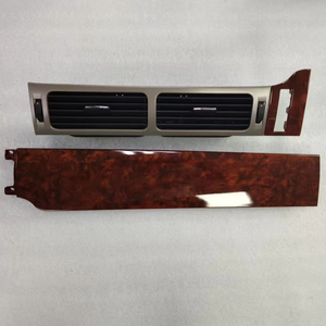 Grille d'aération centrale du tableau de bord pour <span class=keywords><strong>GMC</strong></span> Yukon / Chevrolet Tahoe / Suburban 1500 / Silverado 1500 2007-2014 - Product Image 1