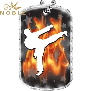 Liontin Tag anjing Karate Mulia dengan latar belakang api dan pola bintang perhiasan olahraga desain siluet tendangan dinamis - Product Image 1