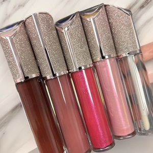 Nuovo Balsamo Labbra Perlato, Lucidalabbra Idratante Impermeabile a Lunga Durata, Cosmetico Vegano per la Cura Quotidiana delle Labbra - Product Image 1