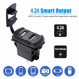 Chargeur de <span class=keywords><strong>prise</strong></span> de <span class=keywords><strong>voiture</strong></span> 4.2A <span class=keywords><strong>double</strong></span> port <span class=keywords><strong>USB</strong></span> 2.1A Fast Charge Mount avec LED rouge Voltmètre Moniteur Affichage sur 12V/24V (sans fil) - Product Image 5