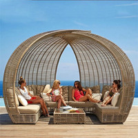 Çok Fonksiyonlu Şık Tasarımlı Dış Mekan Mobilyası Şezlong Rattan Güneşlenme Yatağı Dış Mekan Rattan Yatak Güneşlenme Koltuğu Kanepe Yatak