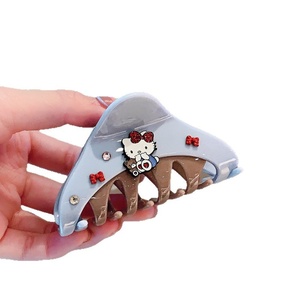 Nouvelle <span class=keywords><strong>pince</strong></span> à <span class=keywords><strong>cheveux</strong></span> en plastique de taille moyenne <span class=keywords><strong>Hello</strong></span> <span class=keywords><strong>Kitty</strong></span> pour filles, élégante et haut de gamme, <span class=keywords><strong>pince</strong></span> requin pour femmes - Product Image 5