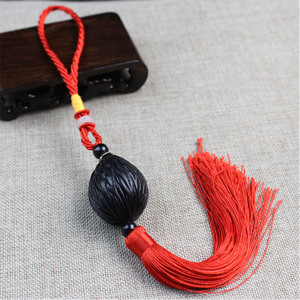 Pendentif de voiture en graines de Bodhi Ling Gusi, fait main, origine Yunnan, cadeau de luxe pour hommes, femmes et couples - Product Image 1