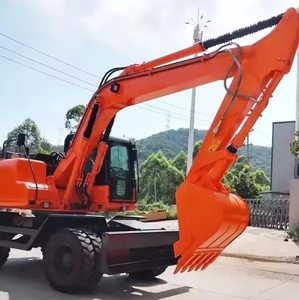Excavadora de Ruedas CDM6210W con Repuestos - Product Image 3