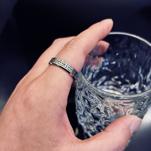 Anello Nuovo in Acciaio al Titanio con Cinque Simboli del Dio della Ricchezza - Anello Portafortuna Antiallergico e Resistente allo Sbiadimento per Lui e Lei - Product Image 3