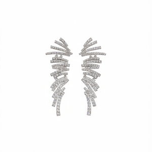 Orecchini di Lusso con Cristalli a Forma di Ala in Oro Bianco per Donna, Gioielli da Festa, Orecchini in Argento 925 con Incastonatura a Canale e Strass - Product Image 1