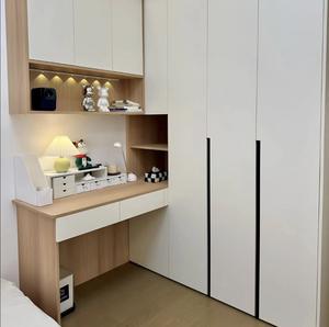 Armoire pour garçons, meubles de chambre à coucher personnalisés pour garçons, armoire bleue mignonne et adorable - Product Image 1