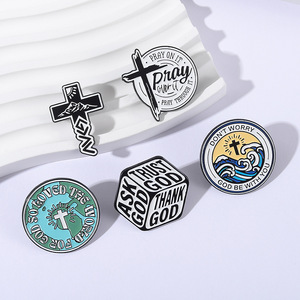 Pin esmaltado de la Cruz de Jesús con mensaje religioso: No te preocupes, <span class=keywords><strong>Dios</strong></span> te oye, confía, <span class=keywords><strong>gracias</strong></span> a <span class=keywords><strong>Dios</strong></span>. Joyería, regalo. - Product Image 5