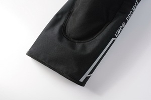 Genouillères de cyclisme de course professionnelles à prix compétitif, noires, anti-collision, imperméables, légères et respirantes - Product Image 4