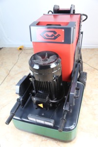 Machine à meuler les sols G72, utilisée pour le béton, avec moteur Siemens, composants principaux moteur et engrenage. - Product Image 2
