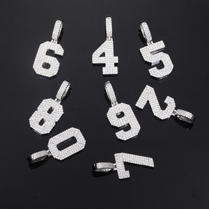 Ciondolo con Numero da 0 a 9 in Argento 925 con Moissanite, Placcato in <span class=keywords><strong>Oro</strong></span> <span class=keywords><strong>Bianco</strong></span> - Product Image 1