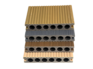 Plancher <span class=keywords><strong>en</strong></span> <span class=keywords><strong>bois</strong></span>-plastique co-extrudé à trous ronds, sans entretien et imperméable, adapté aux terrasses et aux piscines - Product Image 3