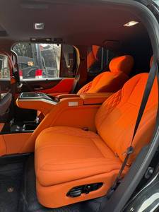 Kit de mise à niveau des sièges de voiture en cuir PU pour Toyota LC300/LC200 Nissan Patrol LX600 2024-2026, incluant inclinaison électrique, réfrigérateur et cabine VIP - Product Image 3
