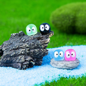 Piccoli modelli di animali per <span class=keywords><strong>il</strong></span> capodanno cinese Micro ornamenti di paesaggio in resina fatta da te con <span class=keywords><strong>gufo</strong></span> luminoso nero ventaglio di carbone - Product Image 3