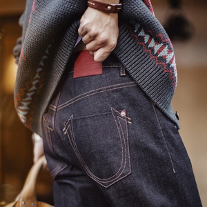 Jean en denim selvedge pour homme Maden, coupe droite classique en denim brut indigo, style rétro workwear, Tendance <span class=keywords><strong>TikTok</strong></span> 2026 - Product Image 3