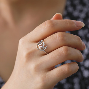 Lune Lotus Bague Femmes En Acier Inoxydable Bagues Bohème Bijoux De Mariage Cadeau D'anniversaire Nouveau Dans - Product Image 1