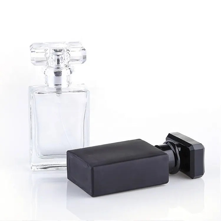 カスタムロゴ30ml50mlポータブルトラベルリフィル空の化粧品香水瓶スクエア香りスプレーガラスボトル