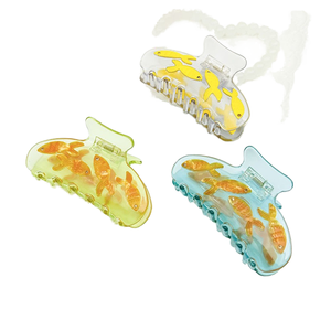 Pinza para el pelo de acetato con diseño de pez dorado transparente, accesorios bonitos para el cabello de mujer - Product Image 1