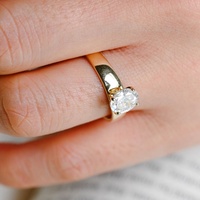 Bague de fiançailles solitaire personnalisée en diamant de laboratoire de 2 carats, taille ovale, or jaune massif 10K/14K/18K, certifiée IGI CVD/HPHT VVS