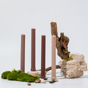 Vela de Cera de Coco Cilíndrica Dentada Morandi de 27 cm de Largo, Biodegradable, Lujosa, para Bodas y Banquetes, Sin Humo ni Olor - Product Image 1