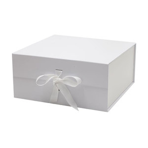 Caja Magnética de Cartón Ecológica, Rígida, Blanca y Rosa, para Regalos, Velas y Bodas, con Cinta, a Bajo Precio - Product Image 5