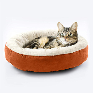 เตียงนอนสัตว์เลี้ยงแบบออร์โธปิดิกส์สุดหรู Cozy Cuddler ผ้าอ๊อกซ์ฟอร์ด พร้อมผ้าห่มคลุมศีรษะ อุ่นสบาย ซักได้ กันน้ำ กันสิ่งสกปรก รูปทรงถ้ำ สำหรับสัตว์เลี้ยงขนาดเล็ก เหมาะสำหรับการเดินทาง - Product Image 4