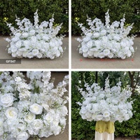Großhandel Realistische Künstliche Blumen für Gehwege 80cm Weiße Rose Rittersporn Blumen Hochzeitsgang Blumenstrauß