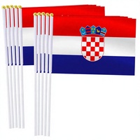 Drapeau croate personnalisé anti-plis imprimé numériquement 14*21cm en polyester, drapeau rectangulaire à main avec mât en plastique pour match de football et loisirs