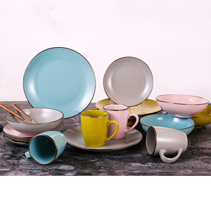 32 pièces échantillon disponible <span class=keywords><strong>vaisselle</strong></span> chine européen italien japonais nordique luxe style fête cuisine assiettes dîner ensemble <span class=keywords><strong>vaisselle</strong></span> <span class=keywords><strong>vaisselle</strong></span> en céramique - Product Image 6