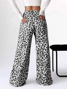 Pantalons à imprimé léopard pour l'automne et l'hiver - Streetwear cool et décontracté pour femmes, pantalons à jambes larges et droites, vêtements pour femmes - Product Image 5