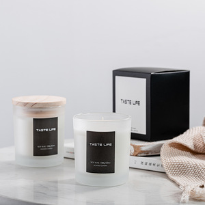 Großhandel Neuerscheinung Ätherische Öl Premium-Kerzen für Wohnraumdekoration Langanhaltende Duftkerzen Aromatherapie-Kerze Sojawachs-Kerze Geschenke - Product Image 3