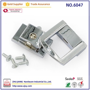 מנעול 6047 מודרני איכותי מצופה זהב בהיר, מארז עץ, מנעול מסגסוגת אבץ מוצקה עם מפתח, מנעול לתיק, קופסת מתנה - Product Image 5