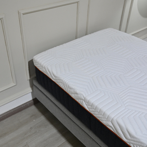 Nouvelle Mode Confortable Sans Pression Grille <span class=keywords><strong>Forme</strong></span> Gel Tpe Topper Pleine Grandeur Matelas <span class=keywords><strong>De</strong></span> Haute Qualité - Product Image 4