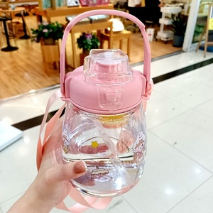 แก้วน้ำหลอดดูดทรงกระบอกใหญ่สำหรับเด็กนักเรียนหญิง  แบบสั่งทำพิเศษ ทนทาน กันตก  ขวดน้ำพลาสติกพีซี  ลายการ์ตูน - Product Image 4
