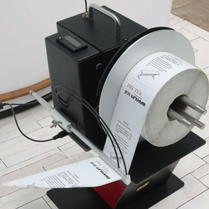 Rouleau de rembobineuse automatique d'étiquettes en plastique des fabricants OEM <span class=keywords><strong>machine</strong></span> de rembobinage d'étiquettes d'autocollants de codes à barres bon marché en stock pour imprimante - Product Image 1